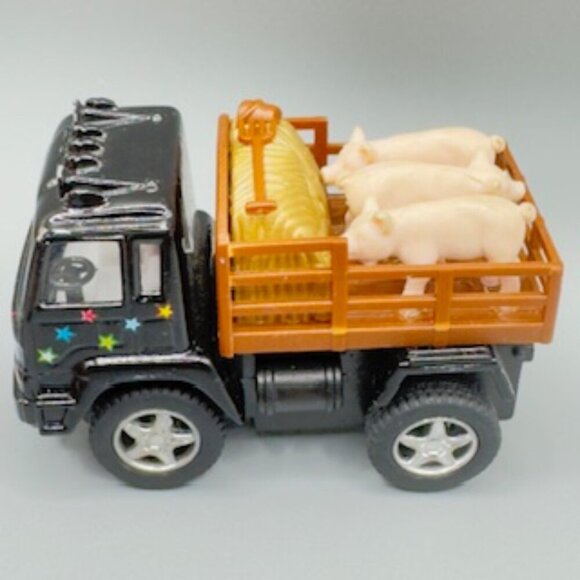 Lot of 2 Die-Cast Farm Trucks w/ Animals + Plastic Farmhouse Toy - Picture 4 of 16